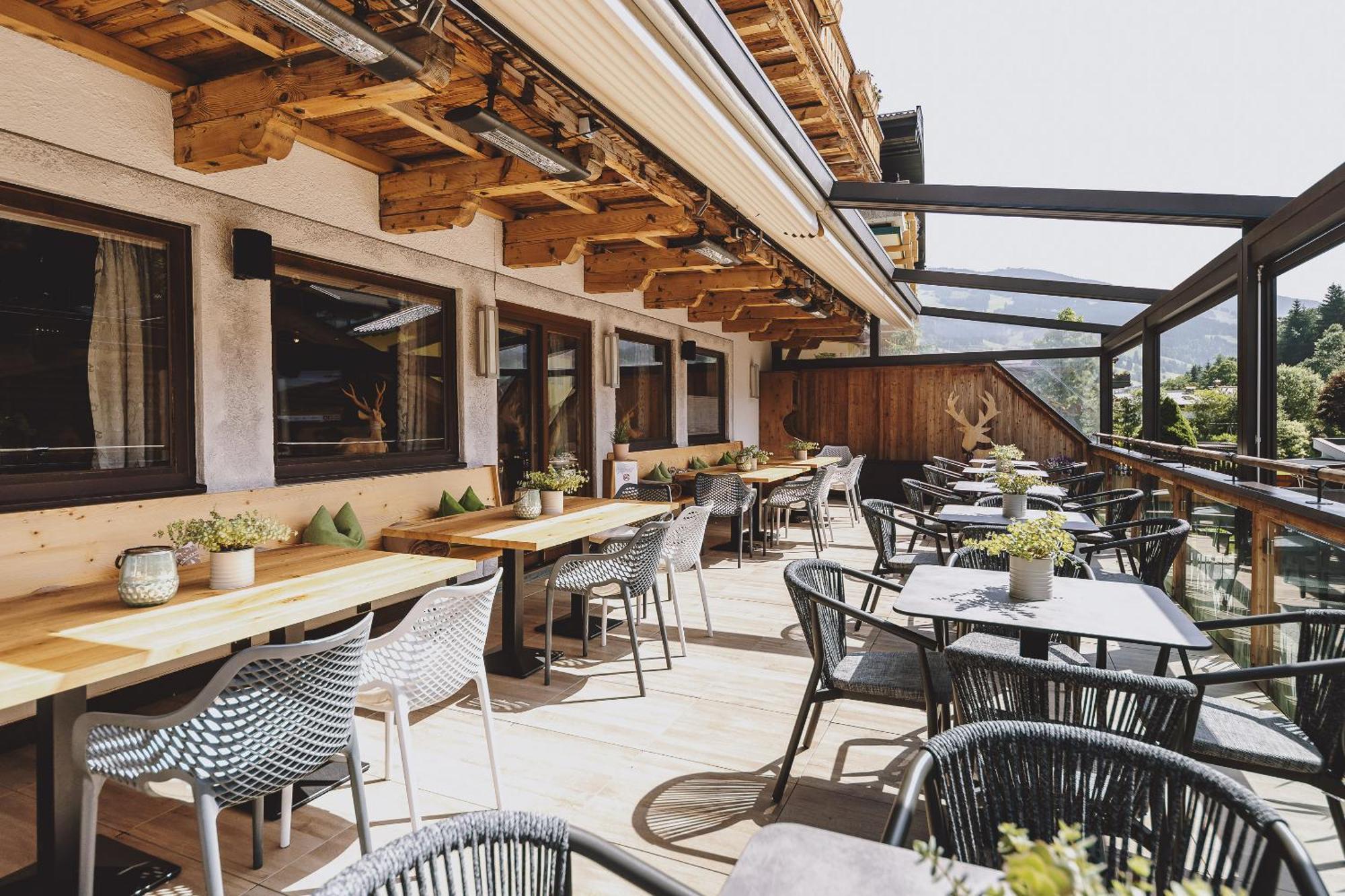 Hotel Die Sonne Saalbach-Hinterglemm Dış mekan fotoğraf