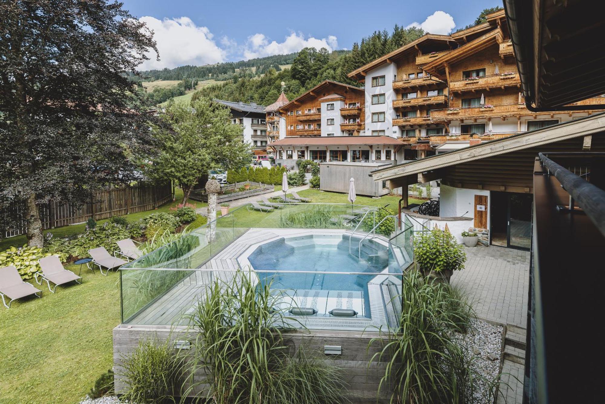 Hotel Die Sonne Saalbach-Hinterglemm Dış mekan fotoğraf