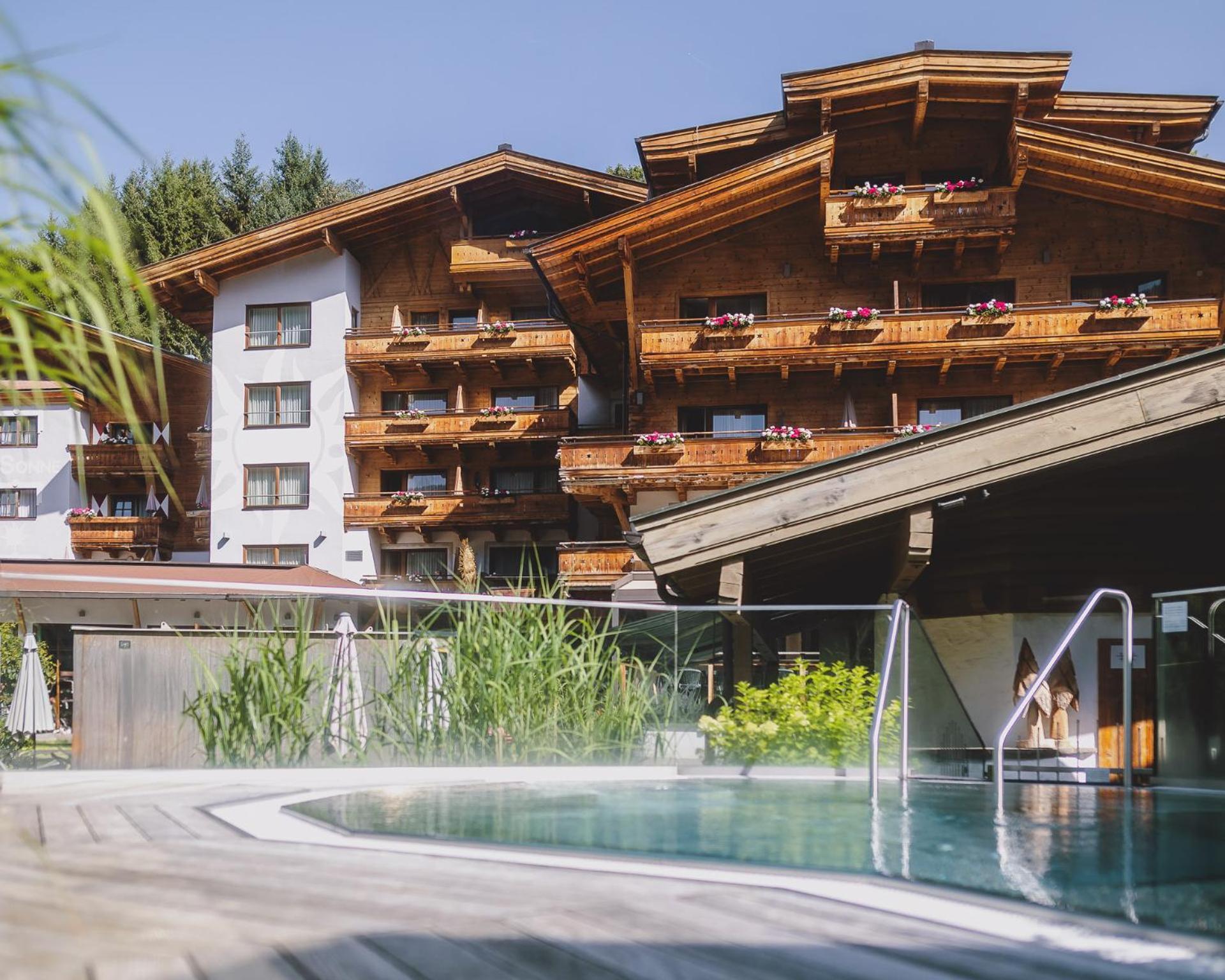 Hotel Die Sonne Saalbach-Hinterglemm Dış mekan fotoğraf